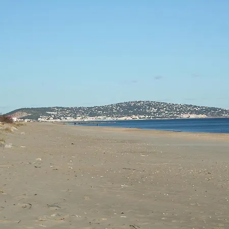 Appartement 70 M2 Avec Terrasse, Proche De La *